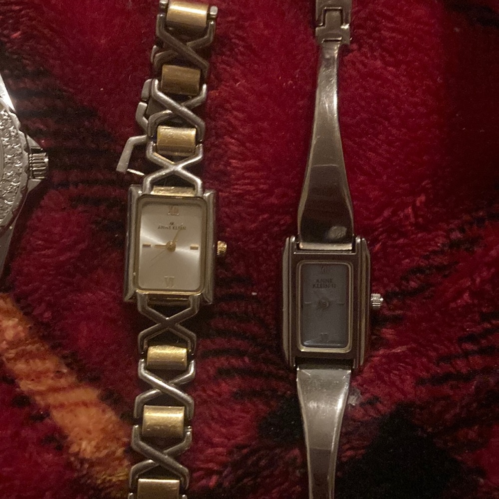 2 Anne Klein watches one gold and one silver Anne Klein II need batteries